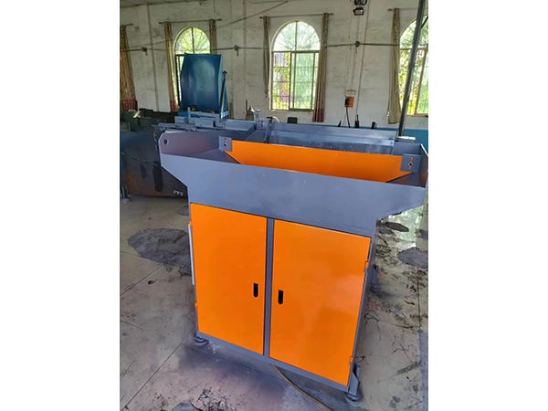 自動上料機